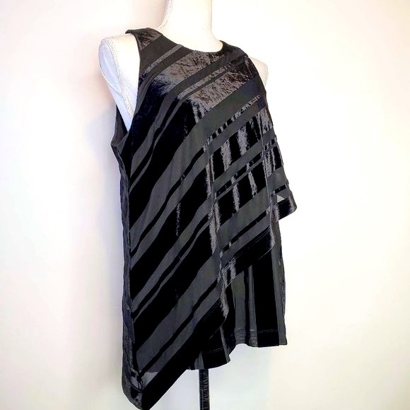 DKNY Women’s Black Velvet and Sheer Asymmetrical Stripe Sleeveless Top M Size M - Picture 2 of 8